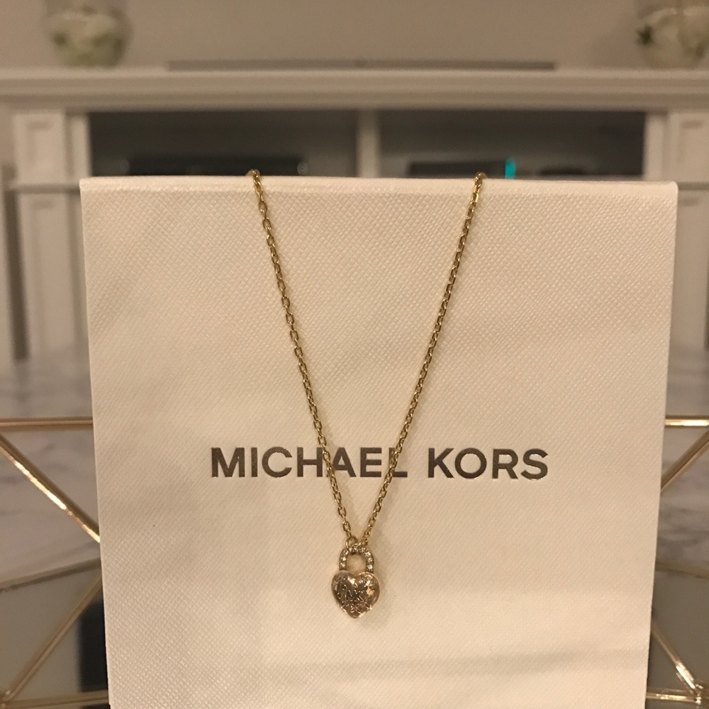 🆕 Michael Kors Logo Love Pendant Necklace